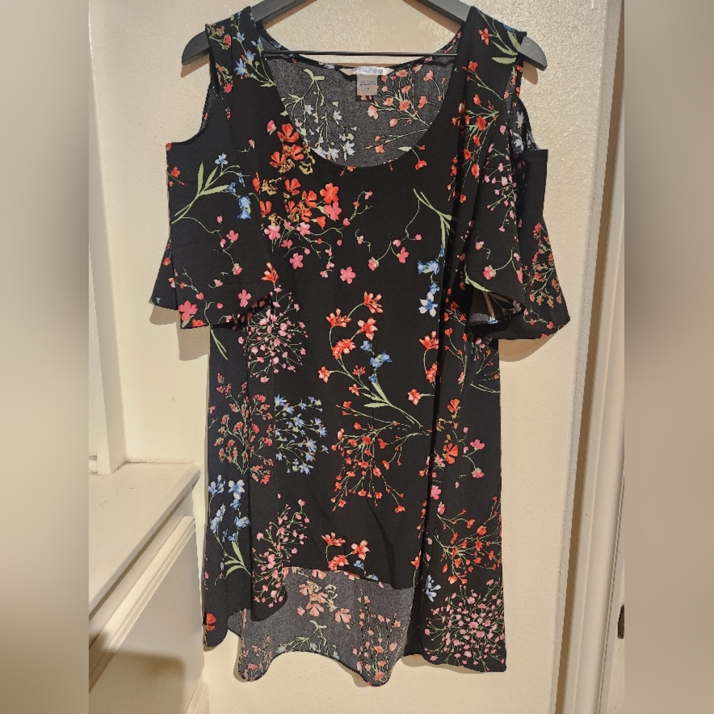 NYGARD Pink, Blue and Red Floral Cold Shoulder Blouse size 1X